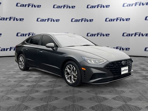 Used 2023 Hyundai Sonata SEL w/ Preferred Accessory Package FWD image 8