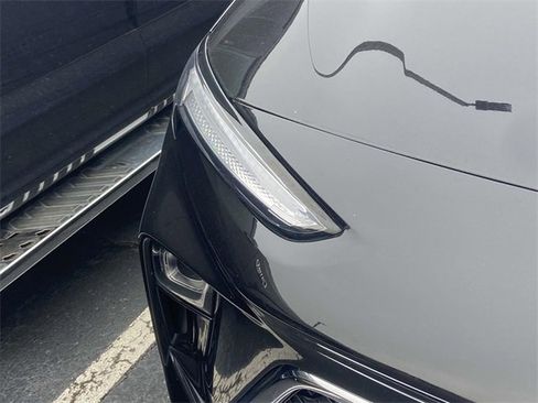 Used 2024 Buick Encore GX Sport Touring w/ Comfort Package image 8