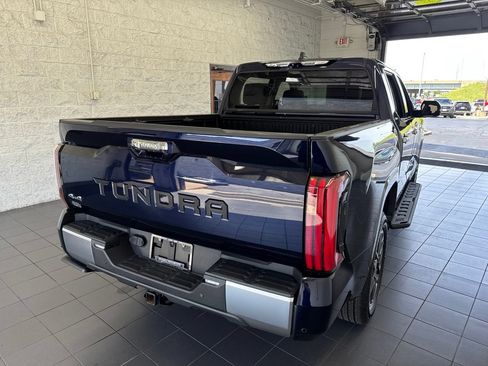 Used 2024 Toyota Tundra Limited AWD/4WD image 7