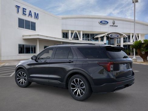 New 2026 Ford Explorer ST-Line RWD image 4