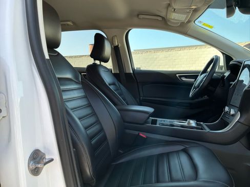 Used 2023 Ford Edge SEL w/ Convenience Package AWD/4WD image 19