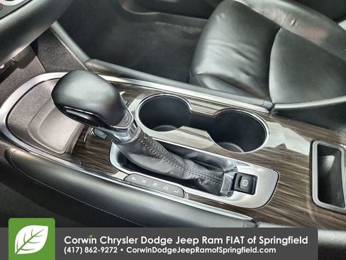 Used 2024 Chevrolet Malibu LT image 27