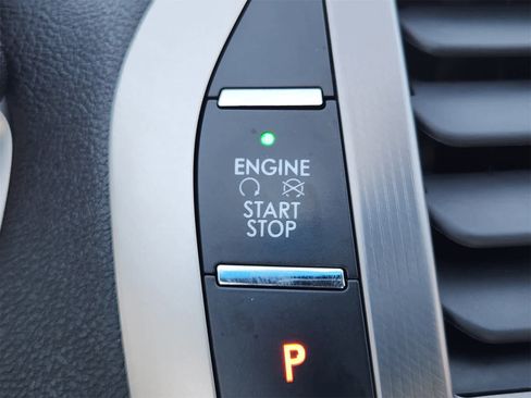 Used 2019 Lincoln MKZ Reserve image 21