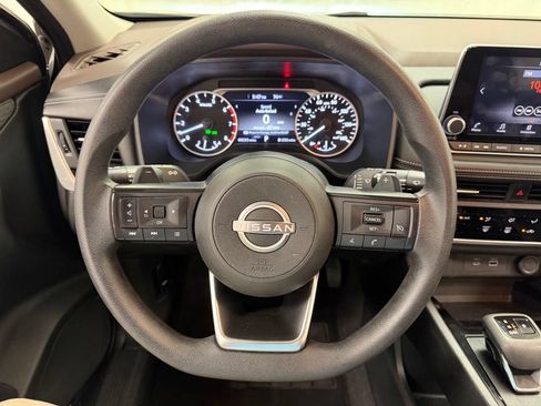 Used 2023 Nissan Rogue S AWD/4WD image 22