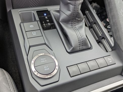 New 2026 Toyota Tacoma SR5 RWD image 17
