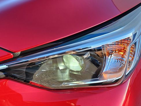 New 2026 Subaru Crosstrek 2.0i Premium image 32