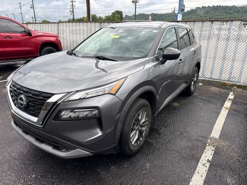 Used 2023 Nissan Rogue S AWD/4WD image 6