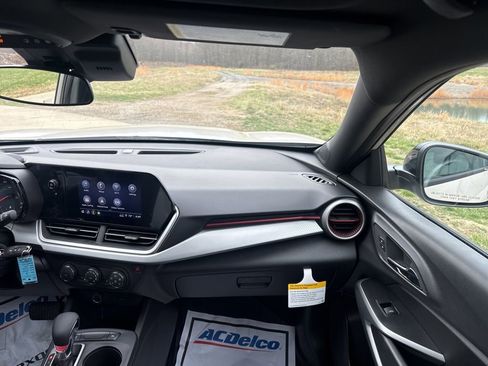 New 2026 Chevrolet Trax RS w/ Driver Confidence Package FWD image 29