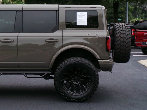 Used 2025 Ford Bronco Badlands AWD/4WD image 29