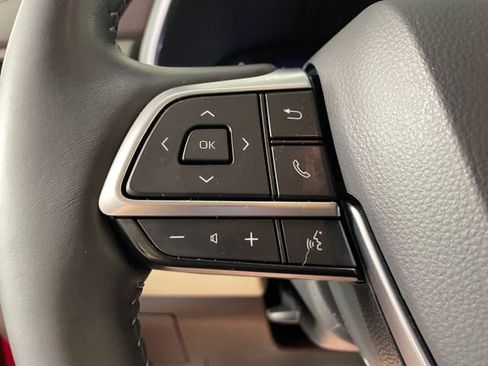 Used 2021 Toyota Highlander Limited AWD/4WD image 10