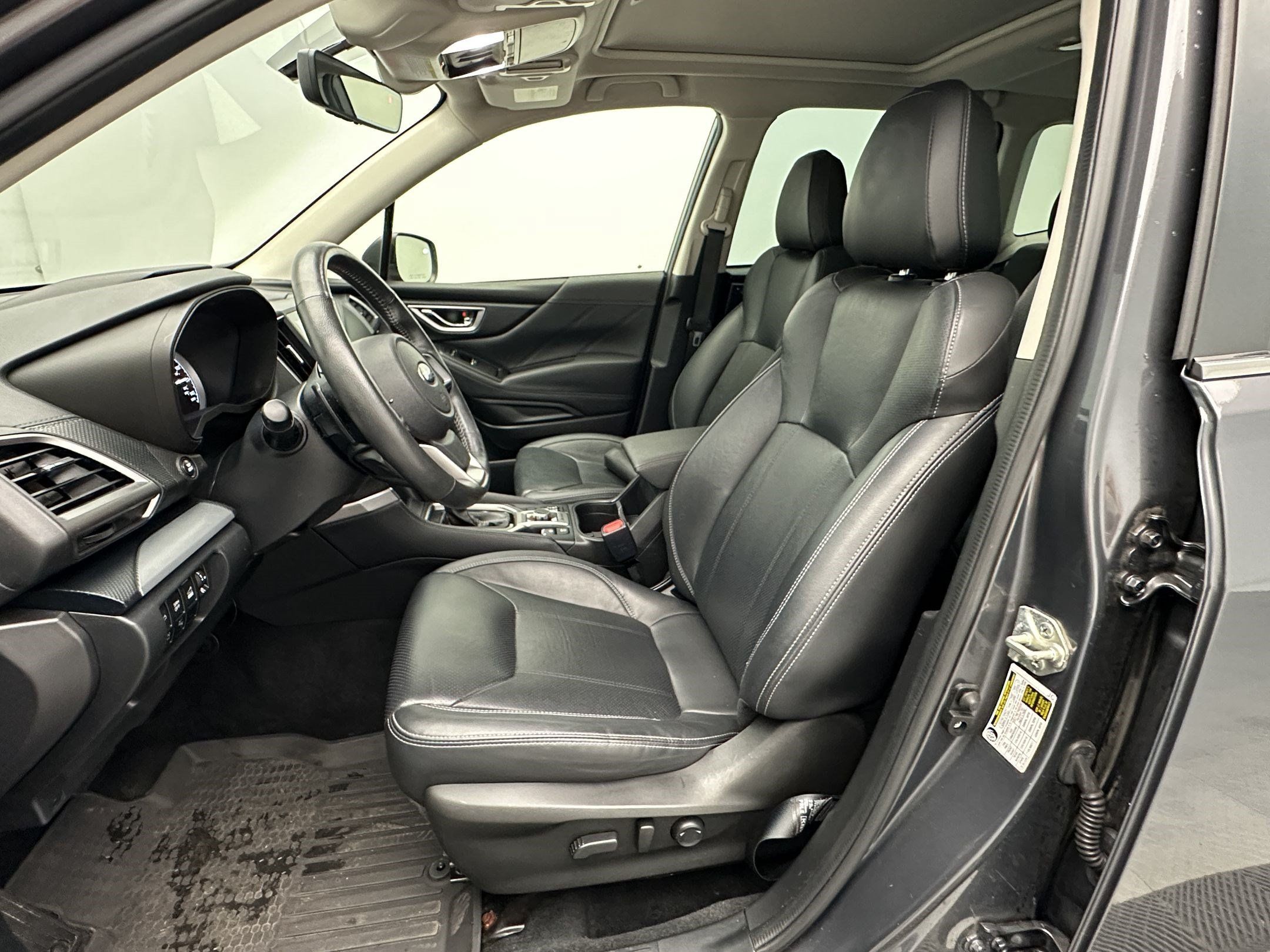 Used 2021 Subaru Forester Limited AWD/4WD image 5