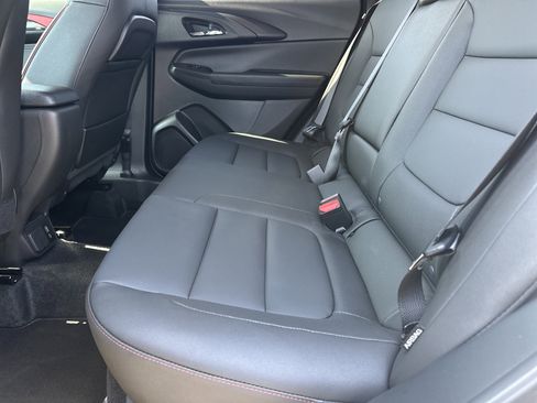 Used 2025 Chevrolet TrailBlazer RS w/ Convenience Package image 21