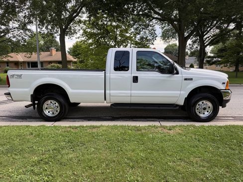 Used 2001 Ford F250 XLT AWD/4WD image 6