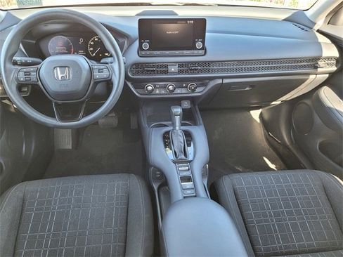 Used 2024 Honda HR-V LX image 12