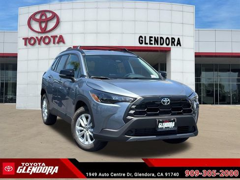 New 2026 Toyota Corolla Cross LE FWD image 2