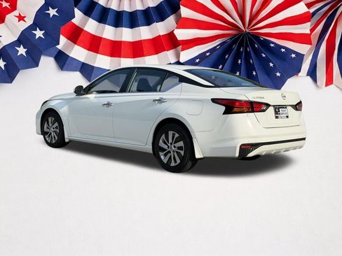 Certified 2023 Nissan Altima 2.5 S FWD image 19