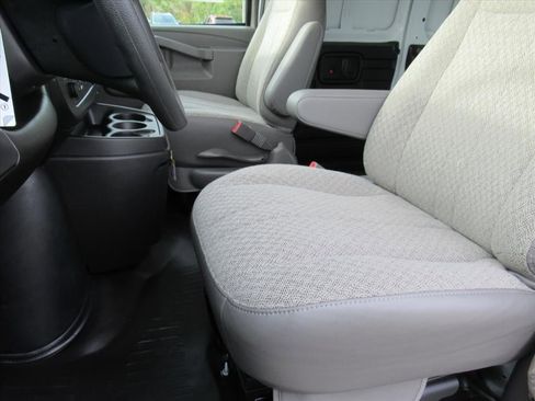 New 2025 Chevrolet Express 3500 Extended w/ Driver Convenience Package image 15