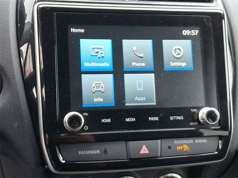 Used 2025 Mitsubishi Outlander Sport AWD image 17