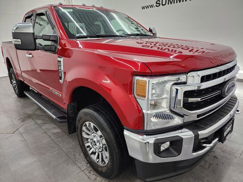 Used 2020 Ford F250 Lariat image 2