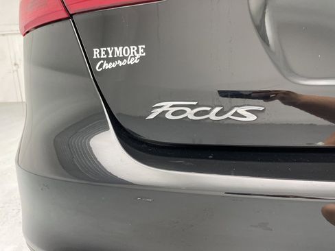 Used 2017 Ford Focus SE image 44