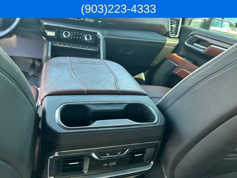 Used 2024 GMC Sierra 2500 Denali Ultimate AWD/4WD image 46