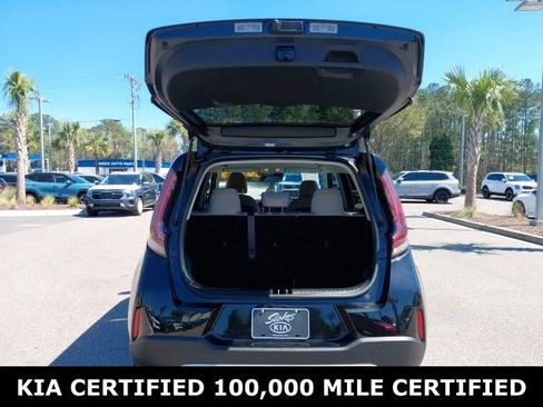 Certified 2025 Kia Soul LX FWD image 25