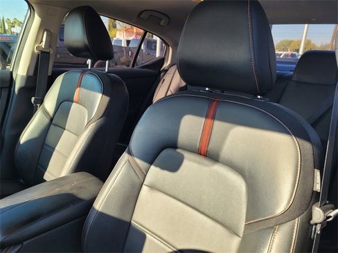 Used 2023 Nissan Sentra SR w/ SR Premium Package image 13