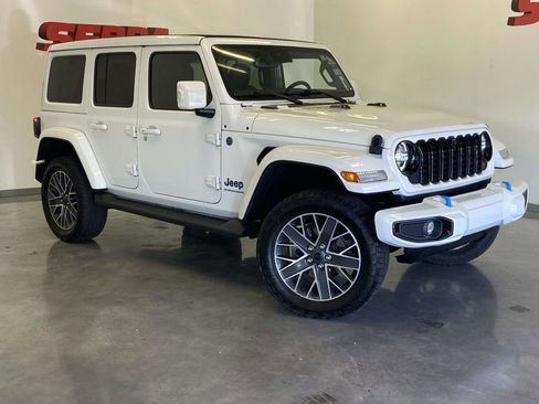 Used 2024 Jeep Wrangler High Altitude AWD/4WD image 1