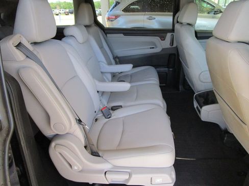Used 2022 Honda Odyssey EX-L image 21