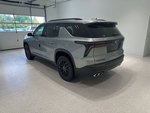 New 2026 Chevrolet Traverse LT w/ Midnight/Sport Edition image 4