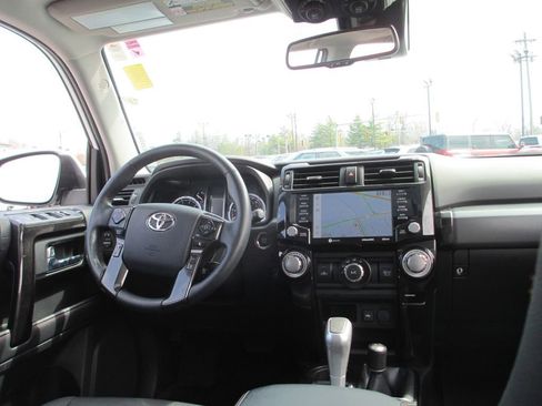 Used 2024 Toyota 4Runner TRD Off-Road Premium w/ Moonroof Package image 25