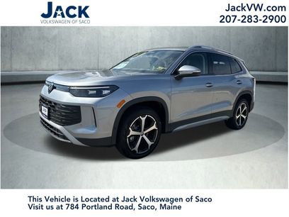 New 2025 Volkswagen Tiguan SE