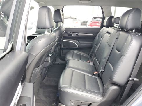 Used 2020 Kia Telluride LX image 12