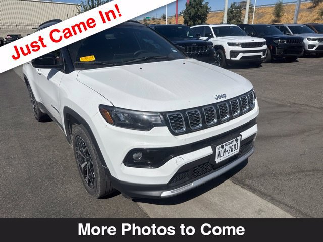 Used 2025 Jeep Compass Limited AWD/4WD image 8