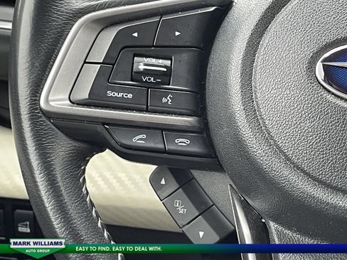 Used 2022 Subaru Ascent Premium w/ Convenience Package image 18