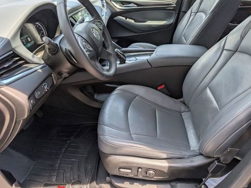 Used 2018 Buick Enclave Premium FWD image 19