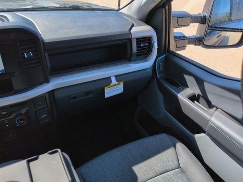 New 2026 Ford F250 XL image 17