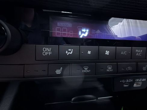 New 2026 Subaru Outback Limited AWD/4WD image 22