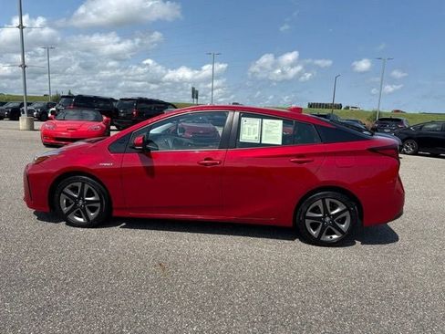 Used 2019 Toyota Prius Limited FWD image 8