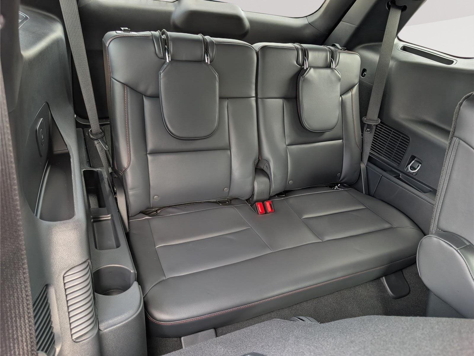 Used 2025 Ford Explorer ST w/ Sun And Sound Package AWD/4WD image 13