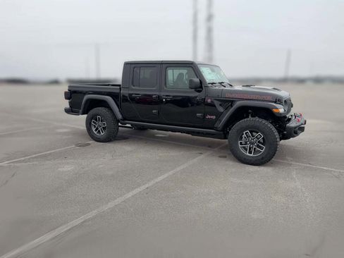New 2026 Jeep Gladiator Mojave image 15