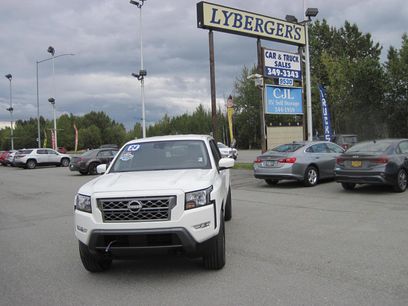 Used 2024 Nissan Frontier SV w/ SV Convenience Package