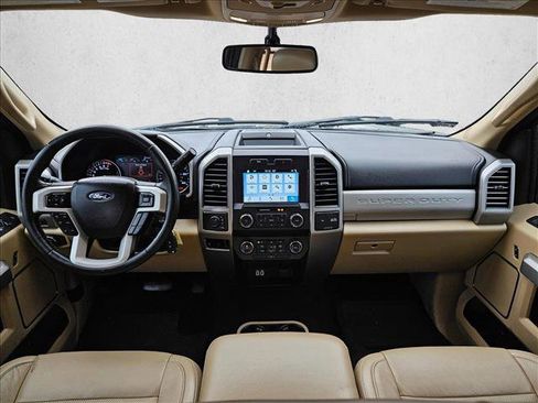 Used 2019 Ford F250 Lariat image 18