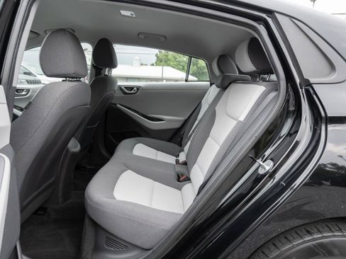 Used 2020 Hyundai Ioniq Blue FWD image 15