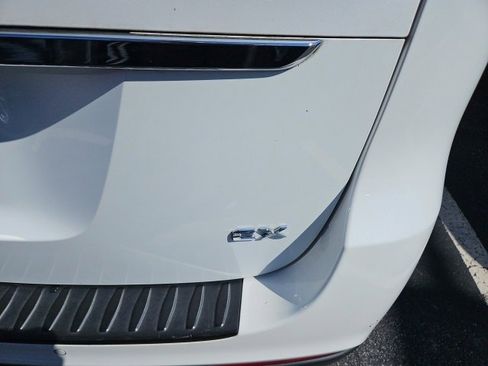 Used 2019 Kia Sedona EX image 9