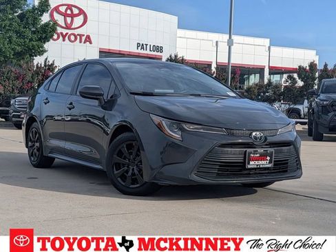 Used 2023 Toyota Corolla LE FWD image 1