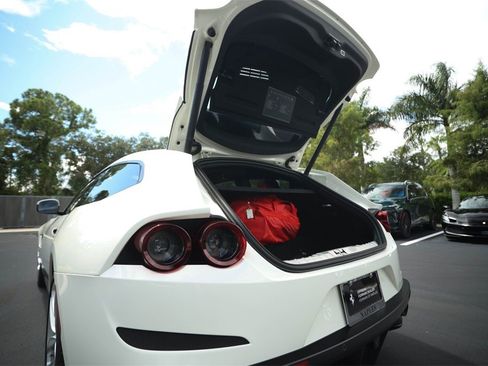 Certified 2018 Ferrari GTC4Lusso T image 19