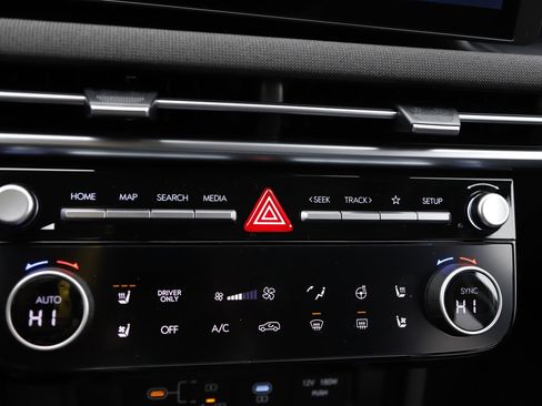 New 2026 Hyundai Tucson Limited image 33