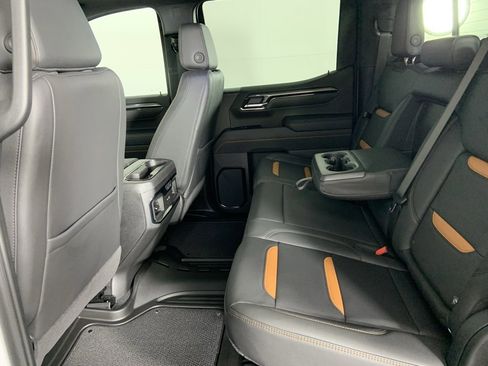 Used 2025 GMC Sierra 1500 AT4 w/ Technology Package image 22