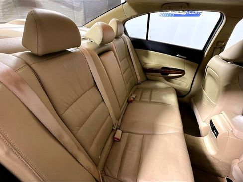 Used 2011 Honda Accord EX-L image 21